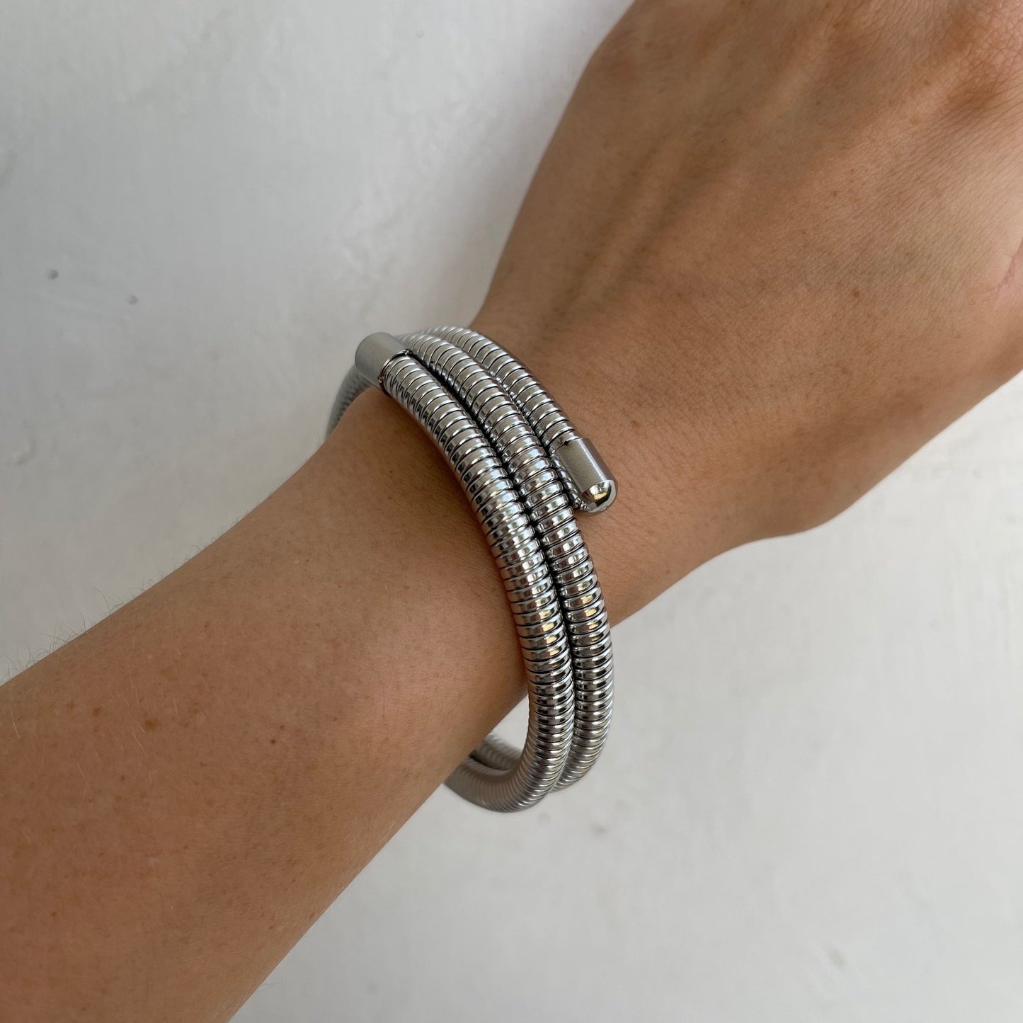 Brazalete triple delgado